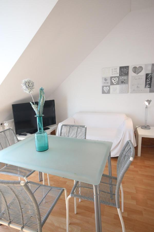 Moderne Studio Apartments Und 4 Zimmer Wohnungen In Oberhausen, Ideal Fuer Geschaeftsreisende Und Monteure Екстериор снимка
