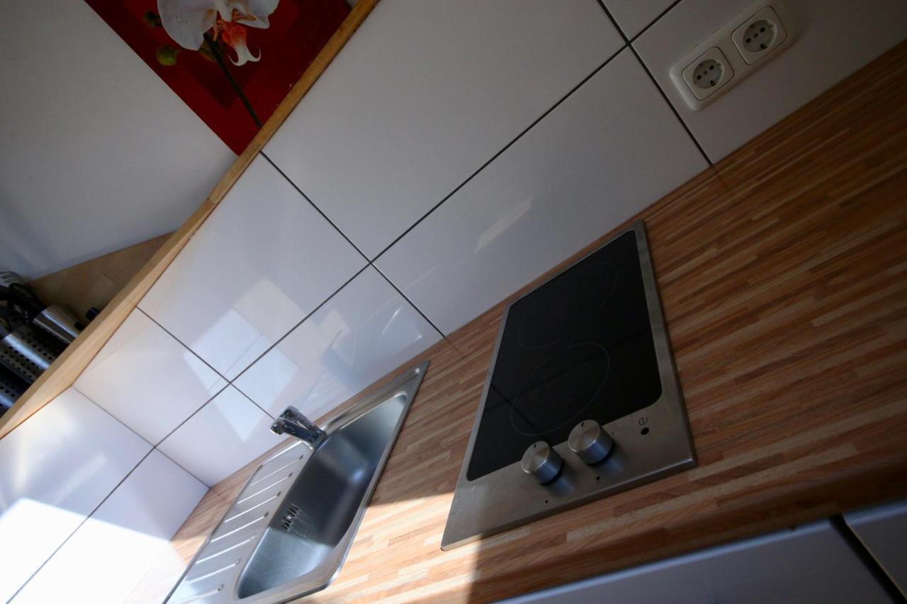 Moderne Studio Apartments Und 4 Zimmer Wohnungen In Oberhausen, Ideal Fuer Geschaeftsreisende Und Monteure Екстериор снимка