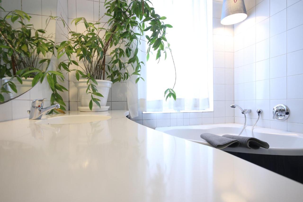 Moderne Studio Apartments Und 4 Zimmer Wohnungen In Oberhausen, Ideal Fuer Geschaeftsreisende Und Monteure Екстериор снимка