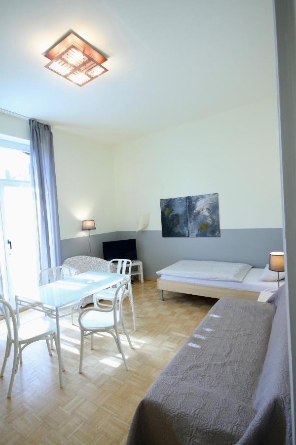Moderne Studio Apartments Und 4 Zimmer Wohnungen In Oberhausen, Ideal Fuer Geschaeftsreisende Und Monteure Екстериор снимка
